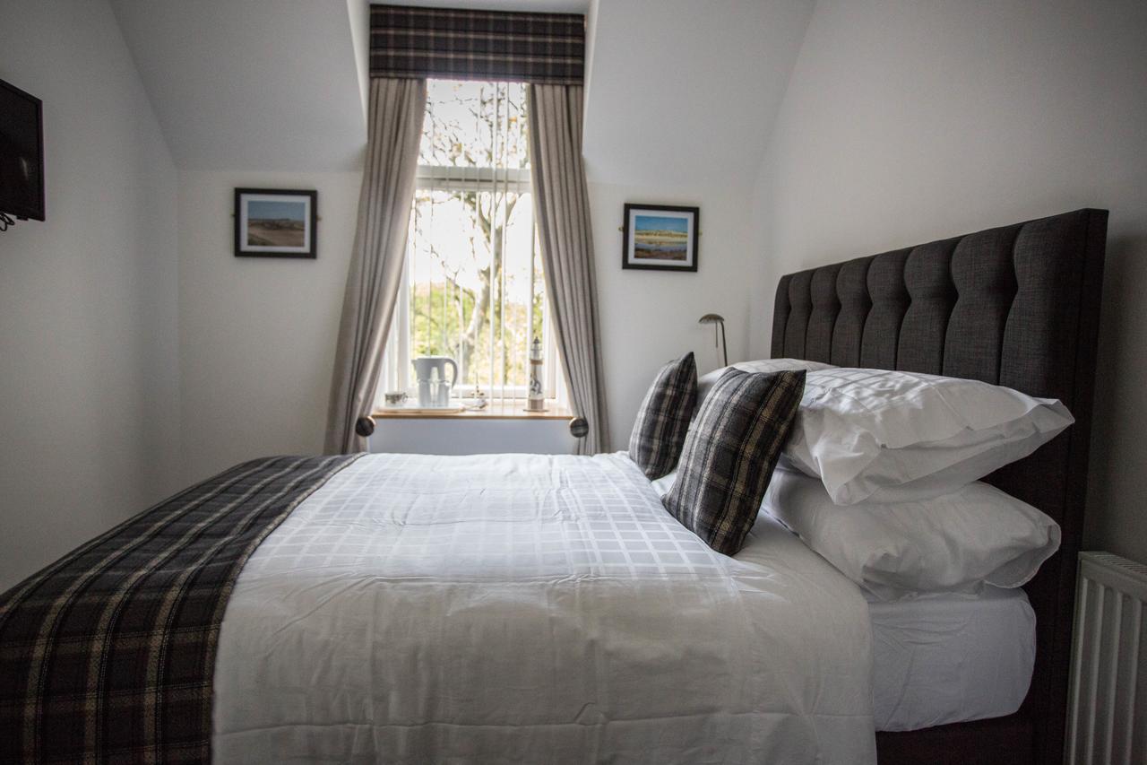 Bed and Breakfast By The Bay Cruden Bay Exteriér fotografie